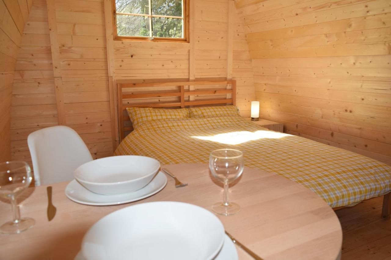 La Pointe Camping Châteaulin Екстериор снимка